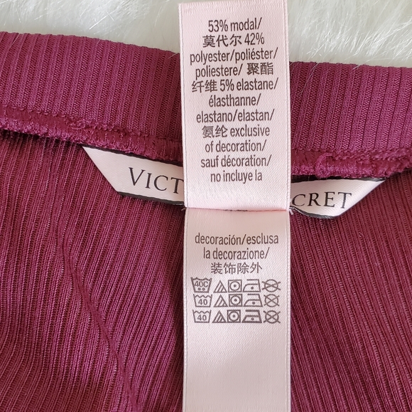 VICTORIA'S SECRET SHORT SLEEP SIZE S💕 - Picture 8 of 9